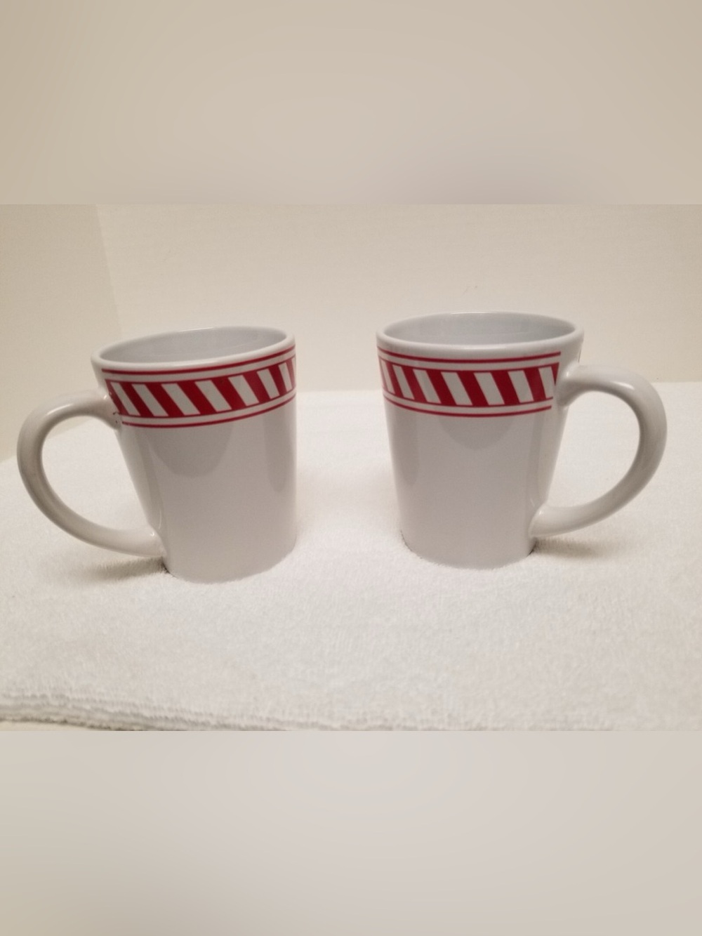 Striped Red White Mugs coffee tea pair Christmas candy cane holidays festive